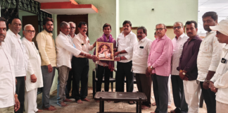 అష్టావధాని ధీరజ్ సాయికి సత్కారం…!