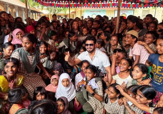 hero-nikhil-help-1000-students.webp