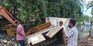 ఉపాధిపై దెబ్బ….!